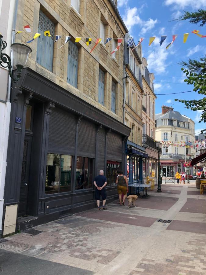 2 Pieces- Rue Pietonne Trouville -Le Petit Juliana Exterior photo